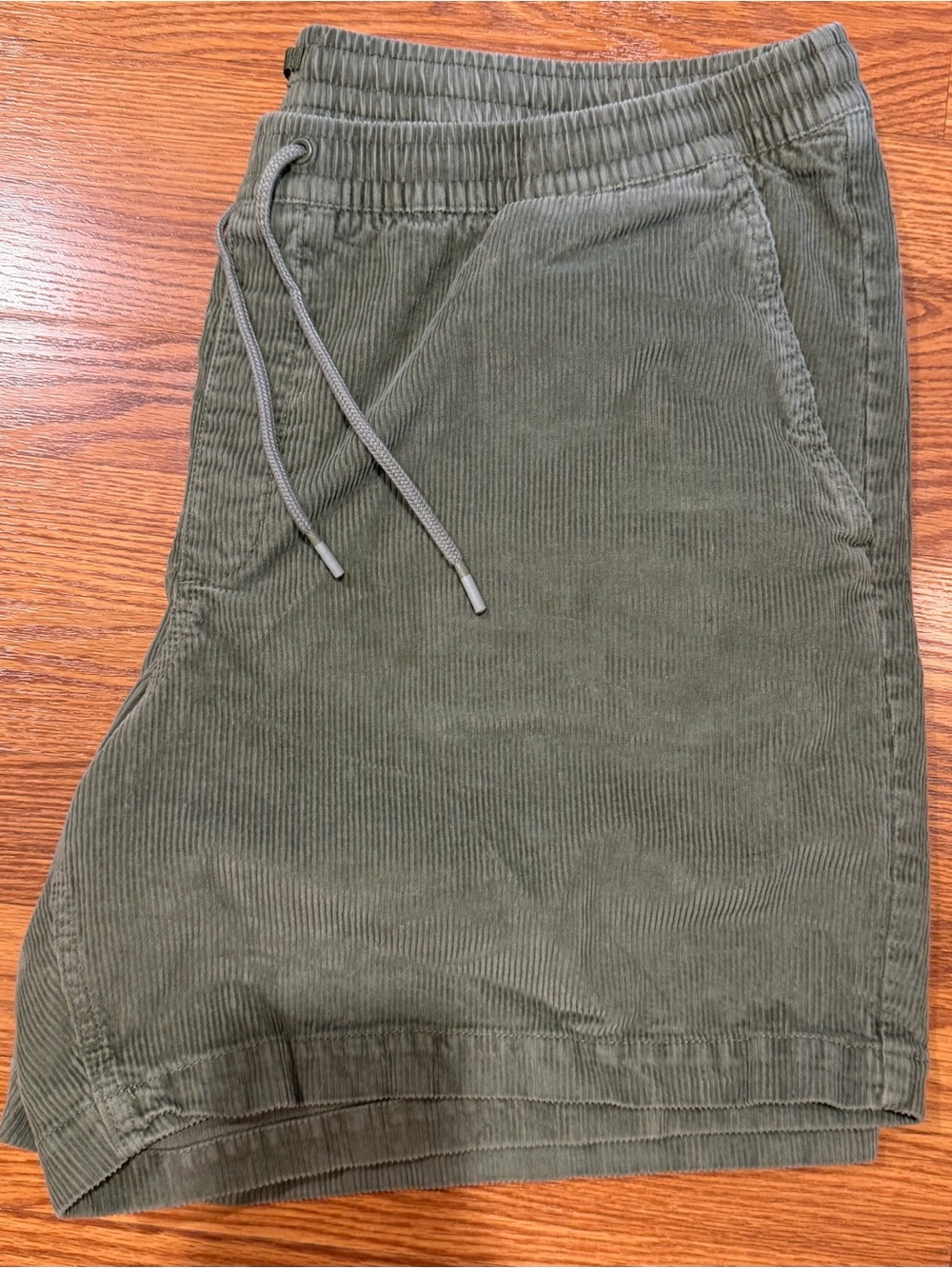 LL Bean Women's Olive Green Corduroy Drawstring Shorts
